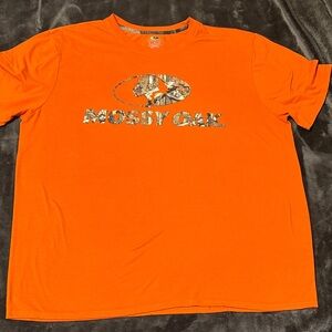 3/$15. Mossy Oak Bright Orange Short-Sleeve Logo in Camo Tee XL